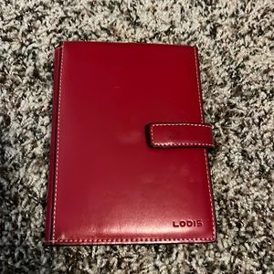 Lodis passport holder